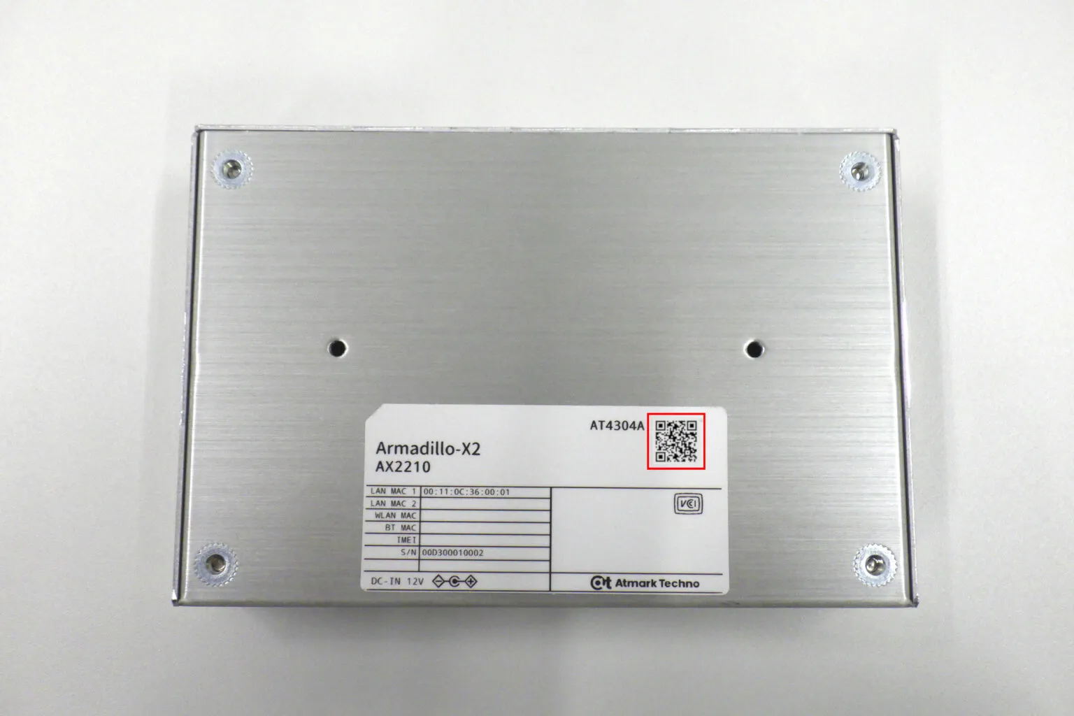 ケース裏面のQRコード